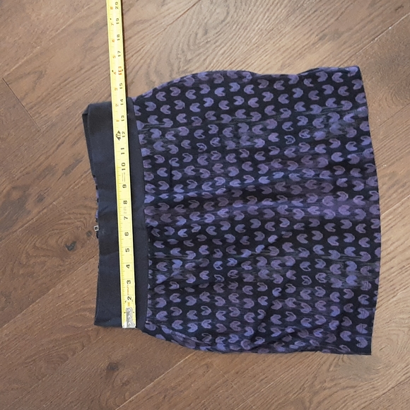 Material Girl Mini Skirt - Picture 2 of 5